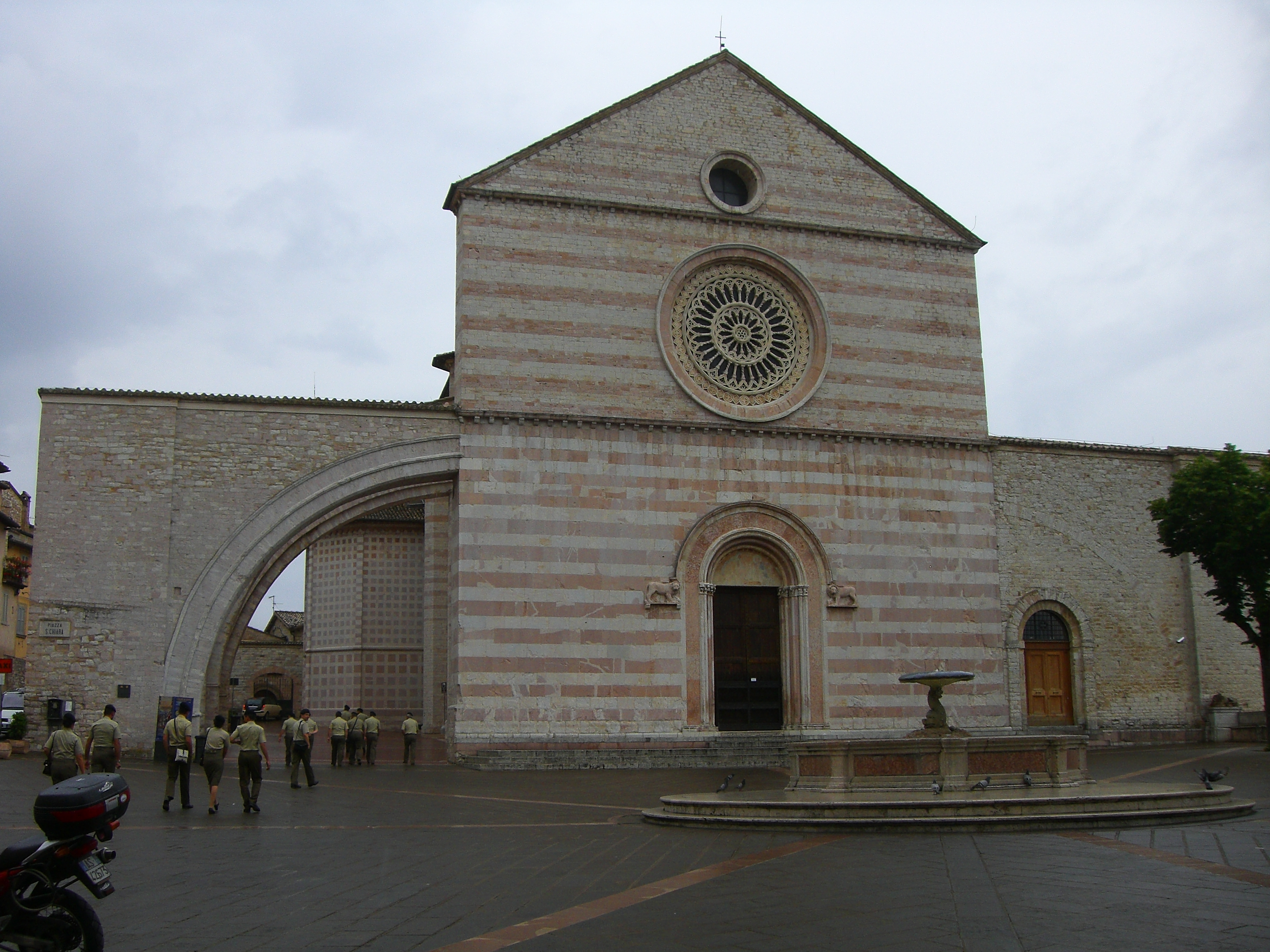 Basilica of Saint Clare in Assisi, Italy | Saint Mary's Press3072 x 2304