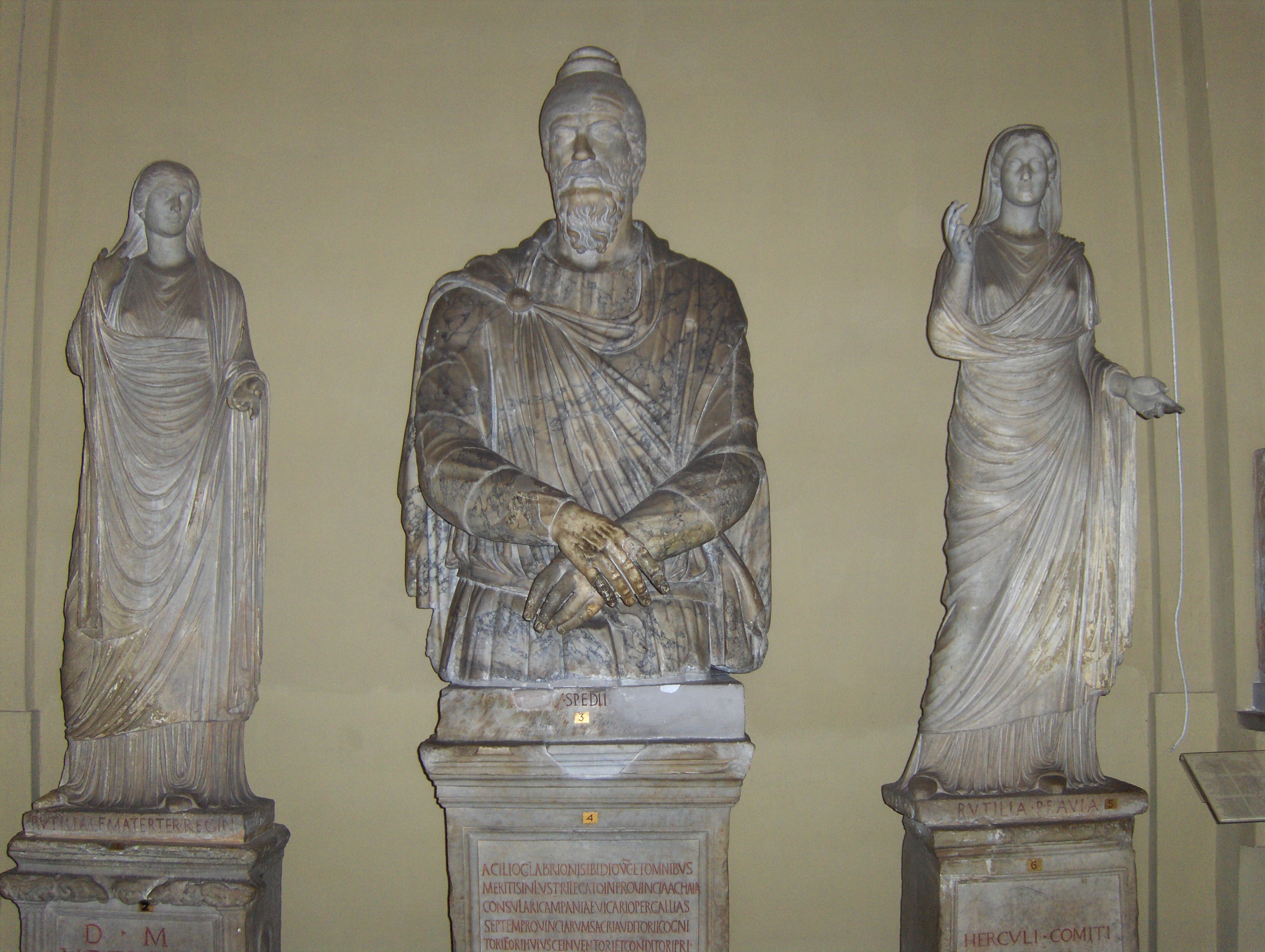 Vatican Museum - Statues: Statue of a Patrician Female, Statue of a Dacian Prisoner ...