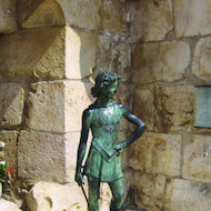 Statue of David and Goliath