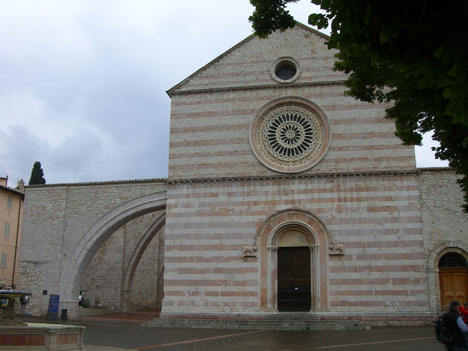 Basilica of Saint Clare in Assisi, Italy | Saint Mary's Press